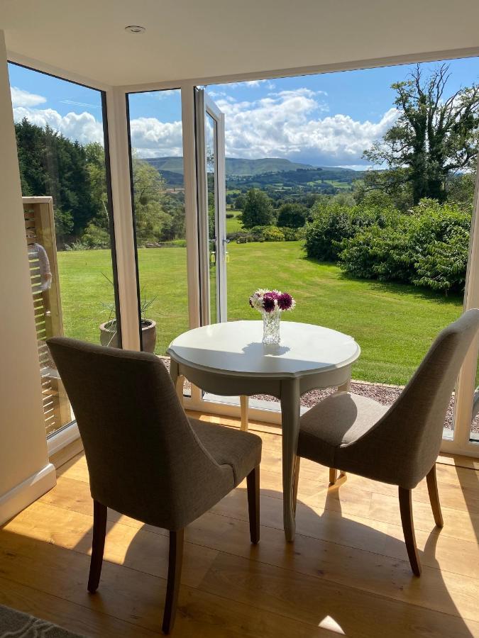 Cwmbach Lodge luxury B&B Glasbury Zewnętrze zdjęcie